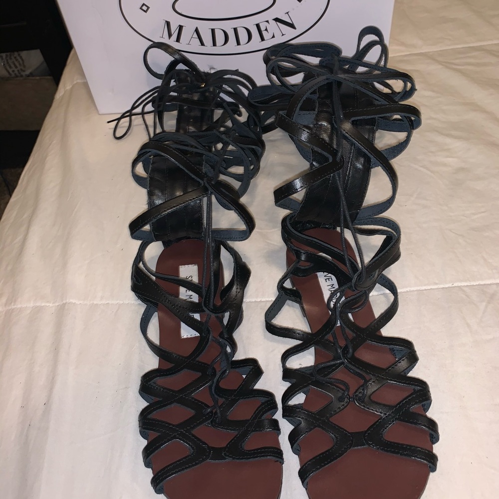 Steve Madden Hercules knee high sandals